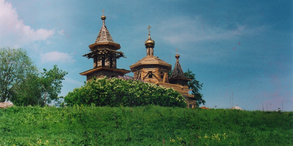 Храм в честь Казанской иконы Божией Матери (вид с юго-запада)